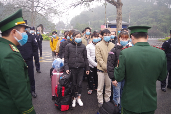 aunw5mir64-24489_f_k664jrs80_anh_1