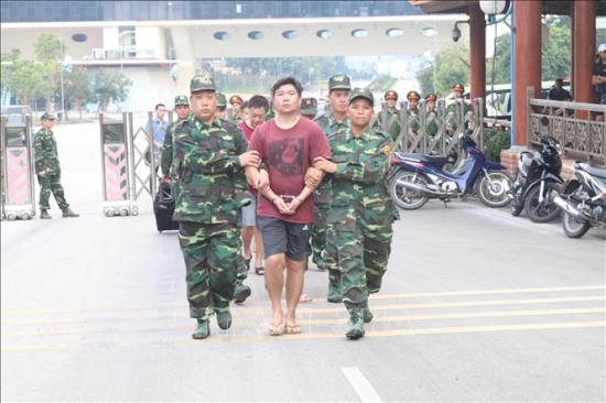 bat-giu-4-doi-tuong-bi-truy-na-o-trung-quoc-2