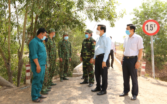 bi-thu-tinh-uy-pham-ranh-ranh-tham-hoi-dong-vien-cbcs-lam-nhiem-vu-chot-chong-dich-covid