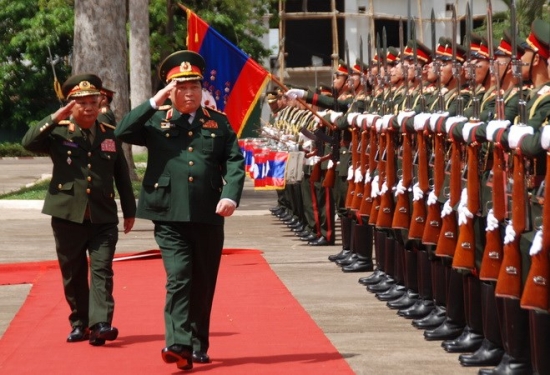 bo-truong-qp-ngo-xuan-lich-tham-chinh-thuc-lao-1