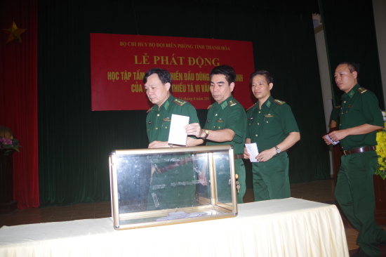 cbcs-co-quan-bo-chi-huy-tham-gia-ung-ho-kinh-phi