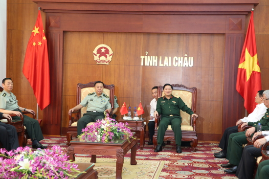 chaqriku3p-67052_569634271299439133_anh_1