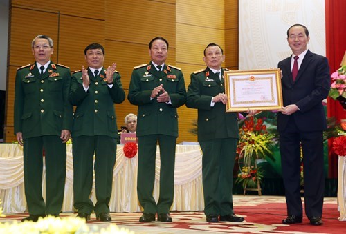 chu-tich-nuoc-tran-dai-quang281002