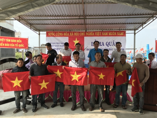 cs97lreuk6-24407_f_k61zd7a11_Chnh_quyn_v_c_quan_on_th_x_Bnh_Chu_tng_c_T_quc_cho_ng_dn._nh_Vn_Tnh