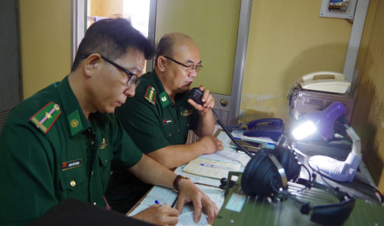 dai-canh-tim-kiem-cuu-nan-bdbp-quang-ngai-keu-goi-ngu-dan-tranh-tru-bao-so-6-anh-van-tanh