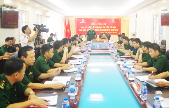 dai-ta-le-van-hung-chi-huy-truong-bdbp-thanh-hoa-phat-bieu-tai-hoi-nghi