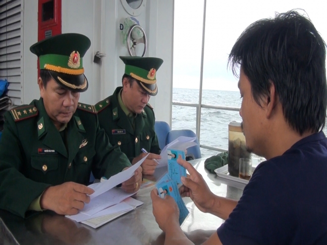 dhqpx6ycm0-44417_19535016901802285964_tuyen_truyen_ngu_dan