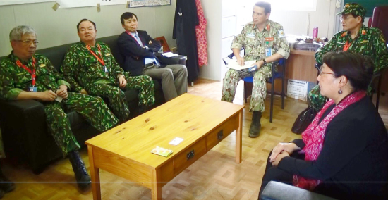 doan-cong-tac-lam-viec-voi-ba-truong-can-cu-bentiu