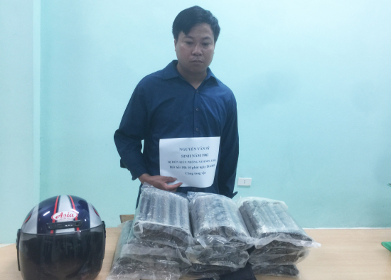 doi-tuong-nguyen-van-sy-cung-tang-vat-bi-bdbp-thanh-hoa-bat-giu-ngay-20-4-2019