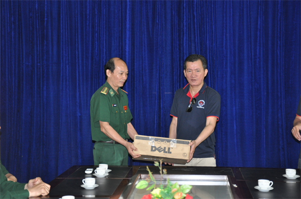 dong-chi-dao-xuan-tung-truong-nhom-thien
