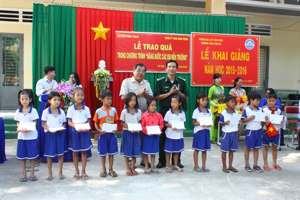 dong-chi-tran-minh-tam-ahllvt-va-trung-t