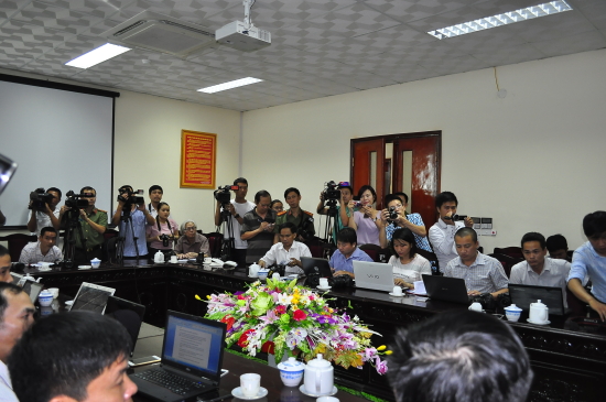ekcw5j1y4m-51504_2194666781754542047_Anh_2