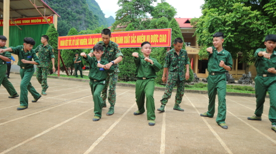 ekdg2cw65s-15406_f_jwrh24h71_anh_2