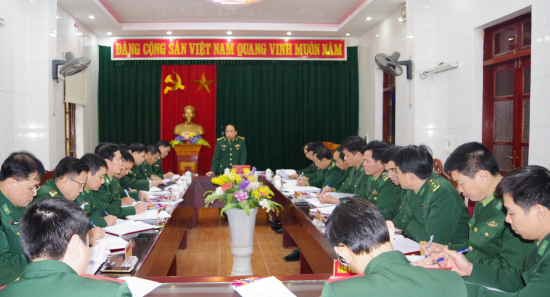 em0w_anh-1