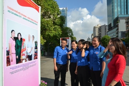 fckqgwx2ia-75339_4021452681564730684_anh_1