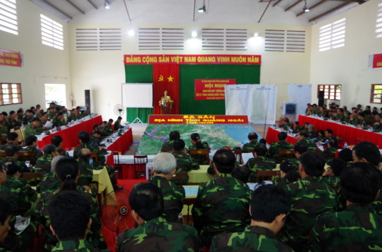 hinh-anh-dien-tap-xu-ly-tinh-huong-tren-sa-ban-anh-van-tanh