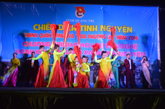 hr80g3x5uf-51932_50464614276619780_van_nghe_tinh_nguyen_2016