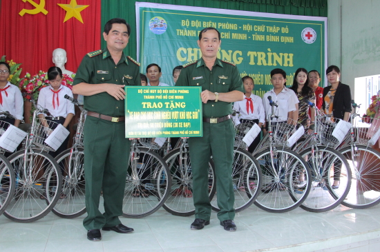 hrt9xsufy0-16995_f_jyb112oj2_ANH_2.