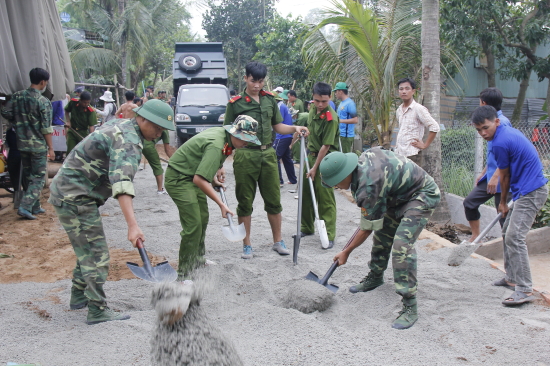 hwreum724d-50725_16845228031602630887_anh_2_nang_cap_lo_nong_thon