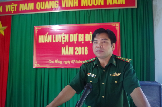 ikm36l9nye-52893_5597222441401978178_i_t_ch_Xun_Thy_ph_ch_huy_trng_tham_muu_trng_BBP_tnh_pht_biu_v_ch_o