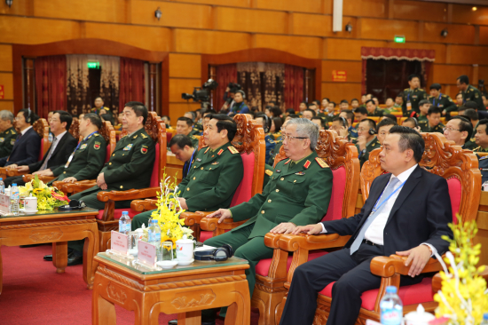 ilp5rs9c6g-46725_1108445242722137315_anh_3