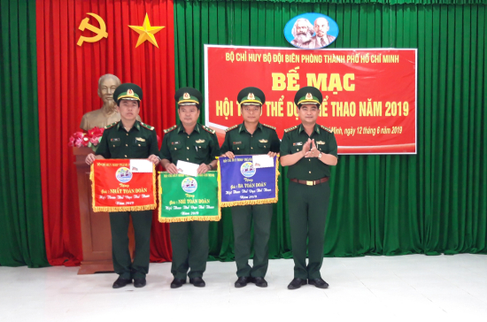ivn57y1bfm-15446_f_jwsp2i423_anh_5._Tang_co_toan_doan