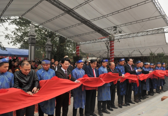 j795rbv4xy-58732_19698041231320255018_Anh_5
