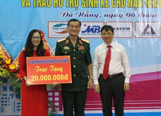 jfnl23x8gv-52830_503746203947940461_a2