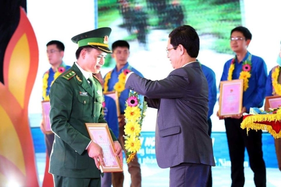 ju8qrcifgh-59952_8830319401372530218_tuyen_duong_1