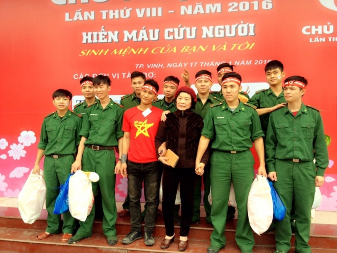 kl2un0x93c-44442_216185321591112981_hien_mau_1