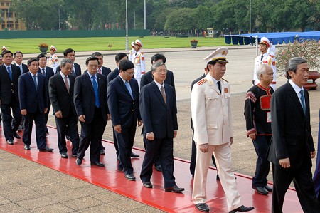 lanh-dao-bo-nganh-vao-voeng-1.jpg