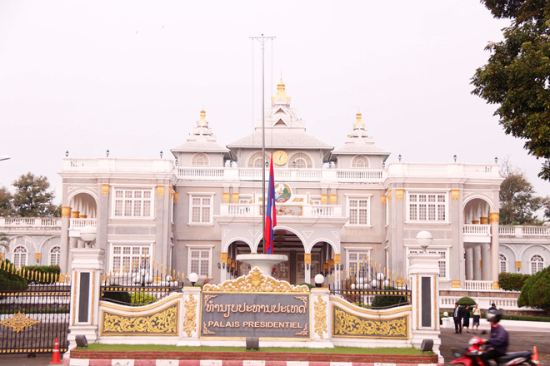 lao3