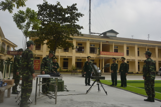 mg4xudwena-7126_f_joik013g1_Anh_2_Tin_Lu_doan_21