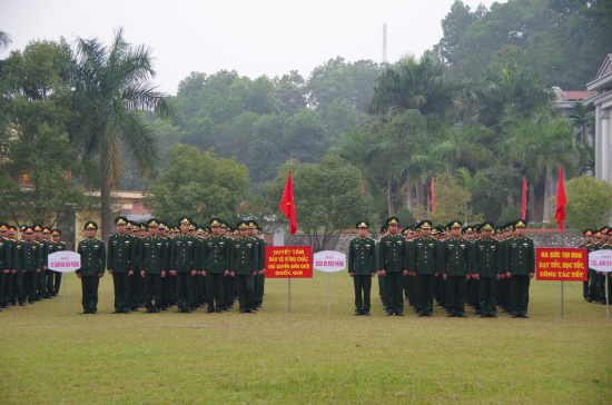 mukhjf8lrq-59338_1795733421641607012_khi_s_quan_bin_phng_v_qun_nhn_chuyn_nghip_tham_d_bui_l_ra_qun_hun_luyn