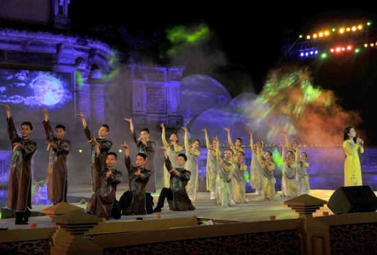 n3zdxuyq1j-47973_20051535081408361887_Anh_1