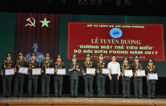 n8tvg90c3q-75390_1540859425721889190_ANH_1