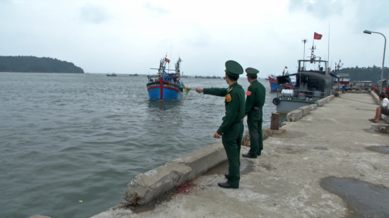 n8xs15qbey-57366_1217839366814343681_BDBP_Qung_Ngi_hng_dn_ng_dn_a_tu_thuyn_vo_ni_neo_u_an_ton._nh_Vn_Tnh