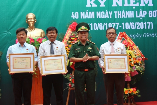 nku5hsqi1e-63083_1288174969337893718_anh