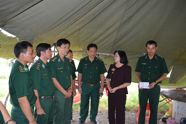 p3nw_12a-1.JPG