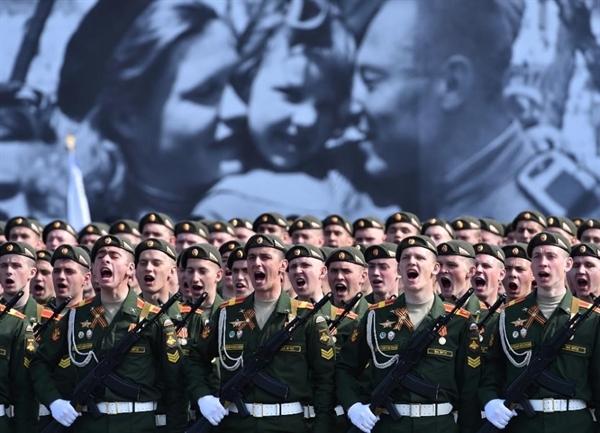 parade_moscow_4-1.jpg