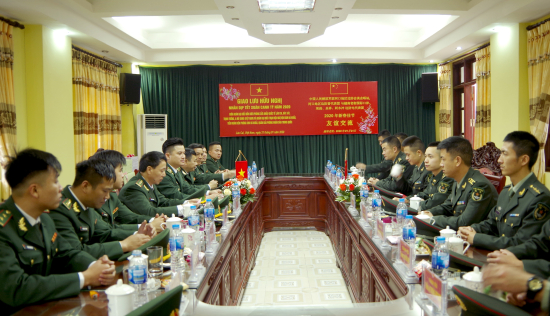 quang-canh-buoi-giao-luu-huu-nghi