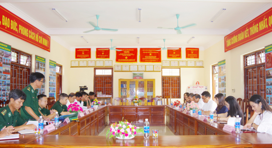 quang-canh-buoi-lam-viec