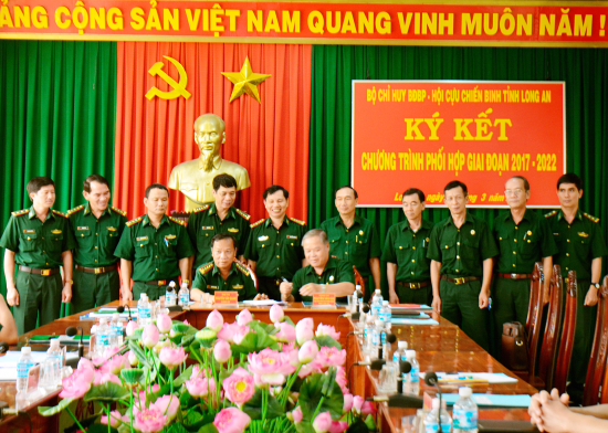 s93i6tgp47-73912_1428355155831998785_hai_don_vi_ky_ket_chuong_hoat_dong_giai_doan_2017_2022