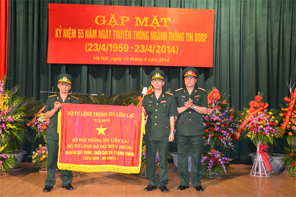 t0yu_anh2-1.JPG