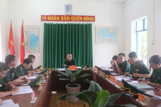 thieu-tuong-nguyen-hoai-phuong-phat-bieu-tai-don-bien-phong-bo-heng