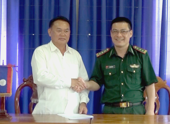 thuong-ta-tran-tuan-anh-va-huyen-muong-noong-ky-ket-chuongtrinh-phoi-hop