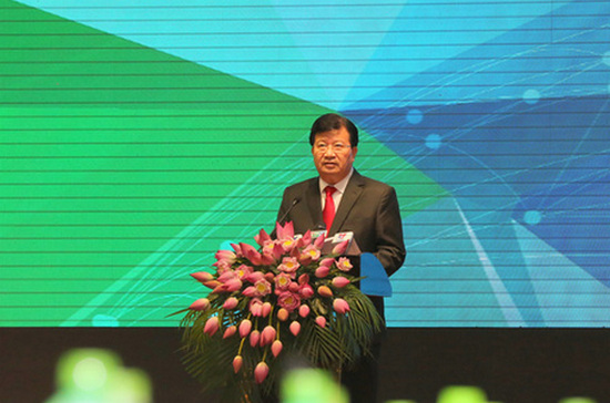 trinh-dinh-dung-2-1503645985073-1