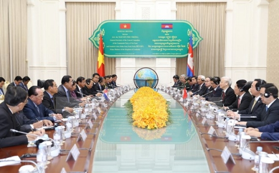 ttxvn-tong-bi-thu-thu-tuong-campuchia-1