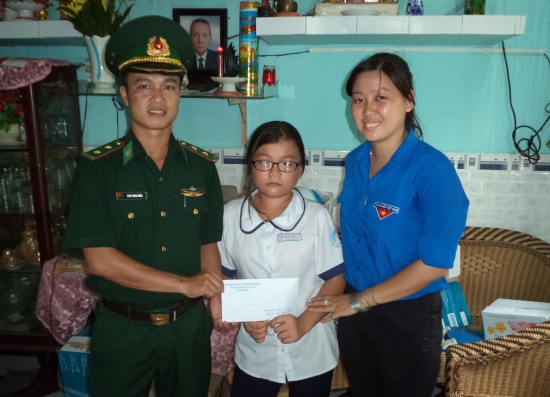 u5lmigc4tj-51893_1832823476471126296_anh_1