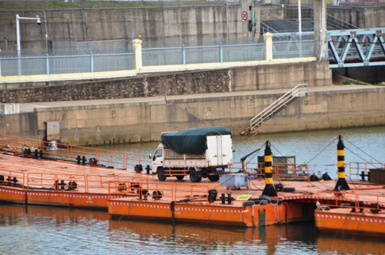 uiba74t2r6-25307_f_k71r56cn1_a2